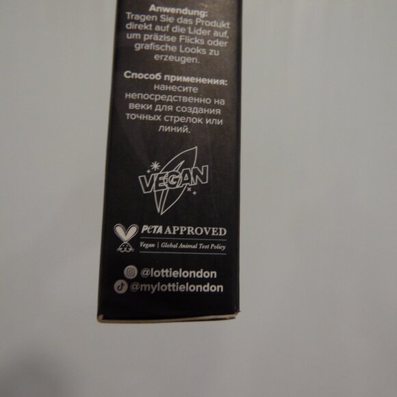 Lottie London with The Vampire Diaries Love Sucks Star Stamp and Eyeline… - Picture 7 of 7